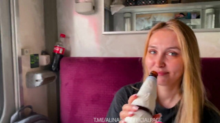 Псс, незнакомка, ну кто в поезде дрочит? Давай помогу ??