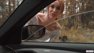 Москвич с удовольствием выебал невесту в соблазнительных калготочках