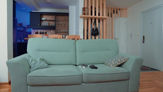 И эту на МЖМ развели! Не растерялась и из каждого нектар выжала