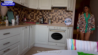 Выебал милфу друга и в неё накончал! Она простит меня за кремпай?