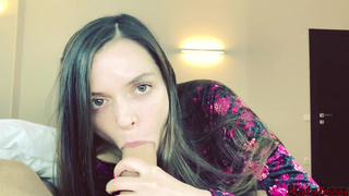 Русская сестричка подарила брату на 18 лет минетик и свою письку